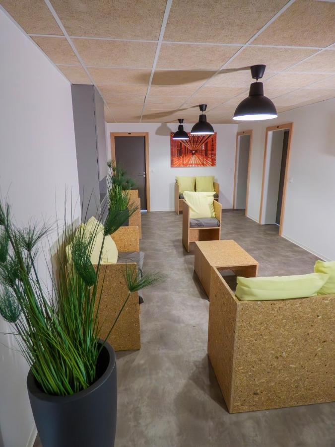 La Colloc Aparthotel Épinal Kültér fotó